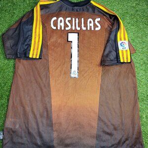 Casillas Real Madrid 2003 2004 Soccer Jersey Shirt L SKU# 913941